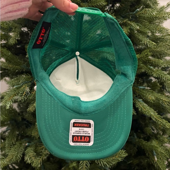 Christmas Trucker Hat with Patches - NWOT - Picture 3 of 3